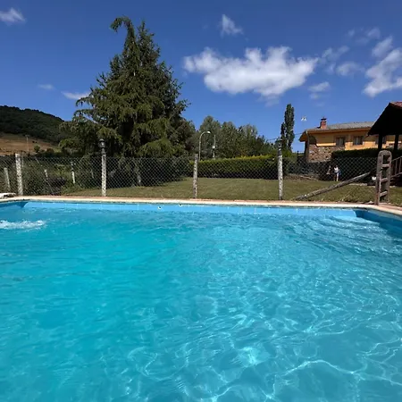 Casa Lara Piscina Jardin Lara Apartment